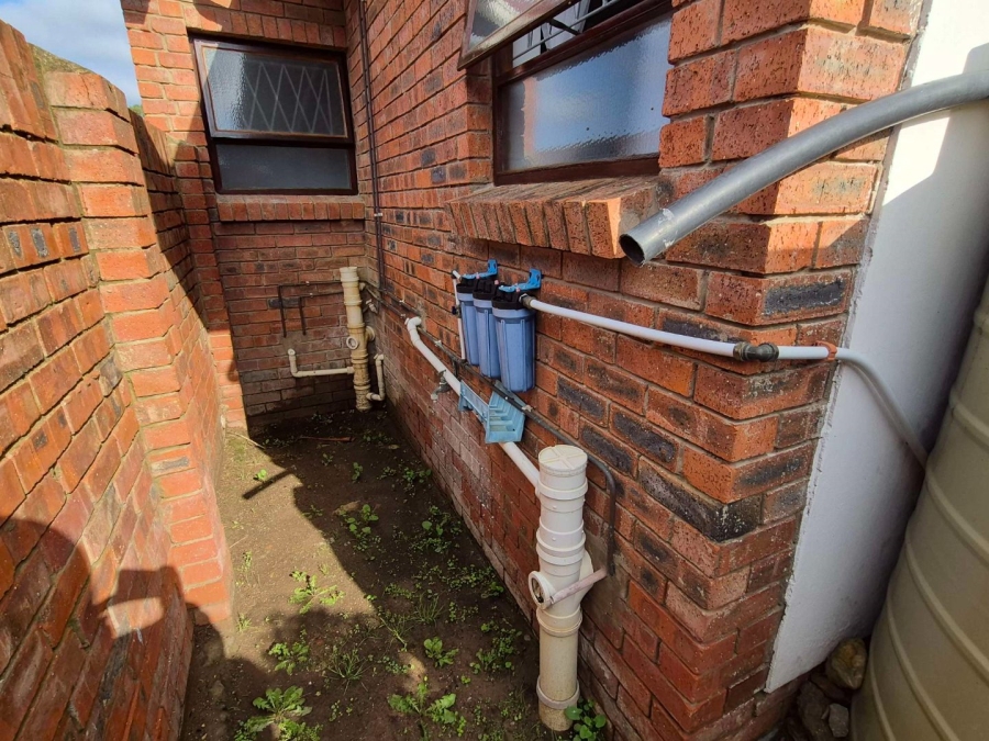 3 Bedroom Property for Sale in Kabega Park Eastern Cape